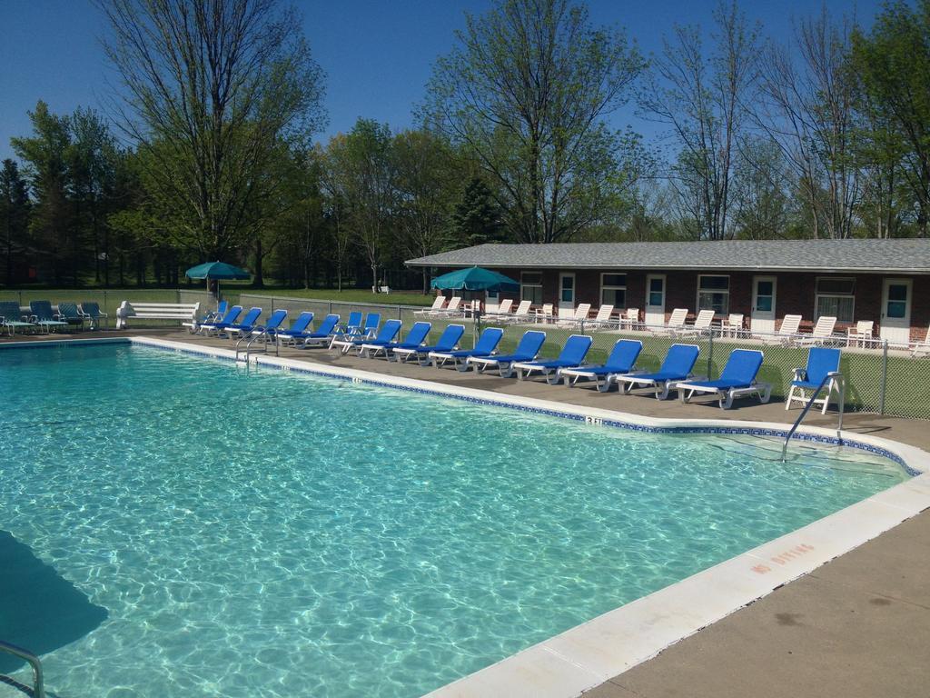 Lukans Farm Resort Hawley Номер фото