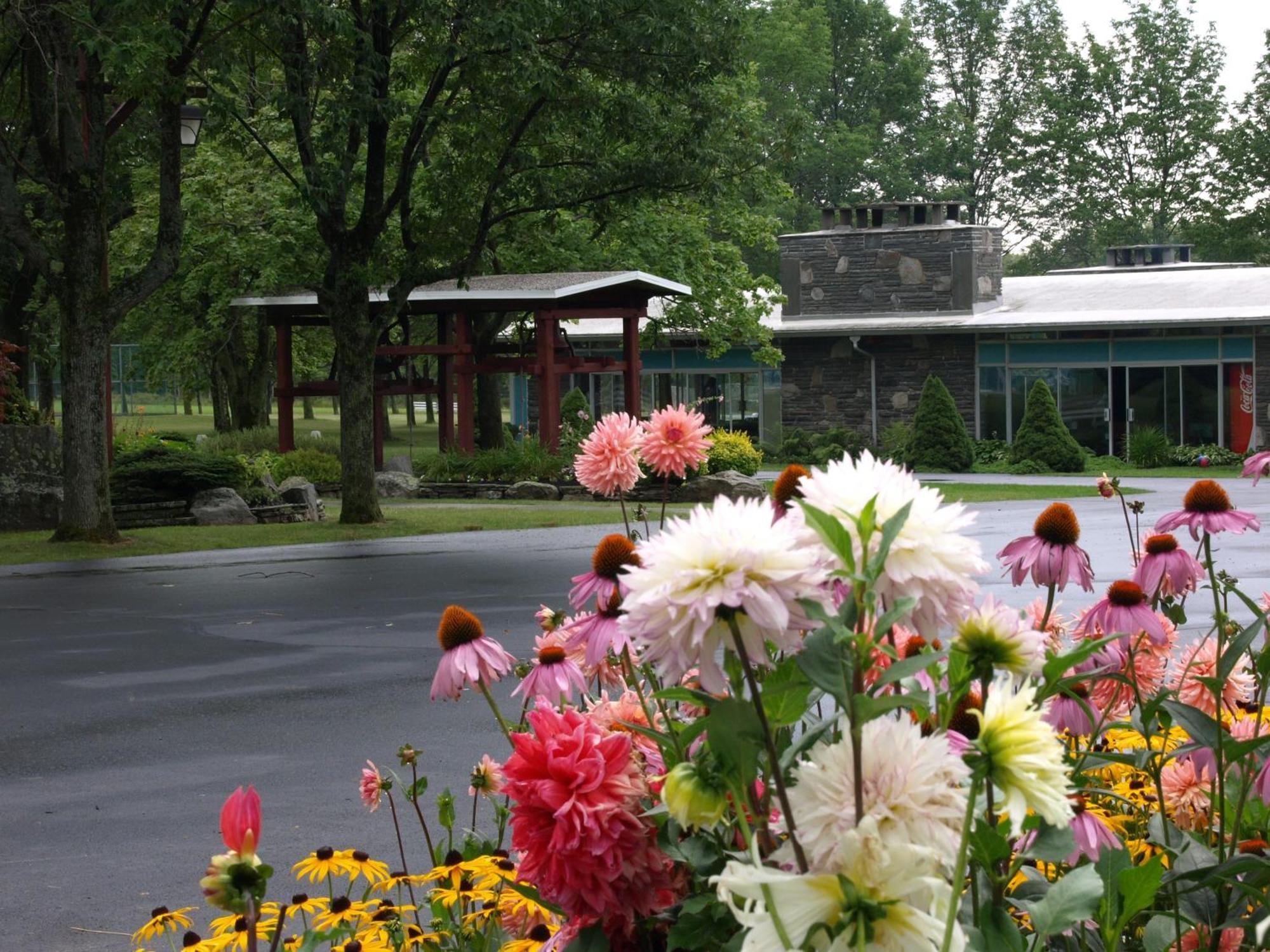 Lukans Farm Resort Hawley Экстерьер фото