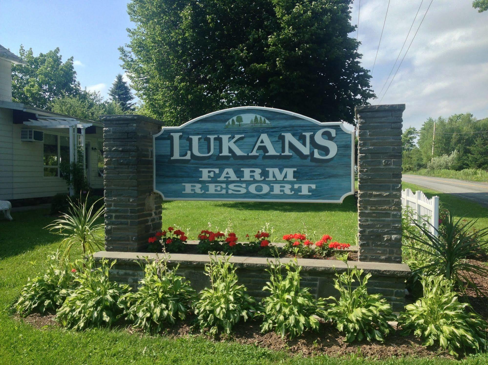 Lukans Farm Resort Hawley Экстерьер фото