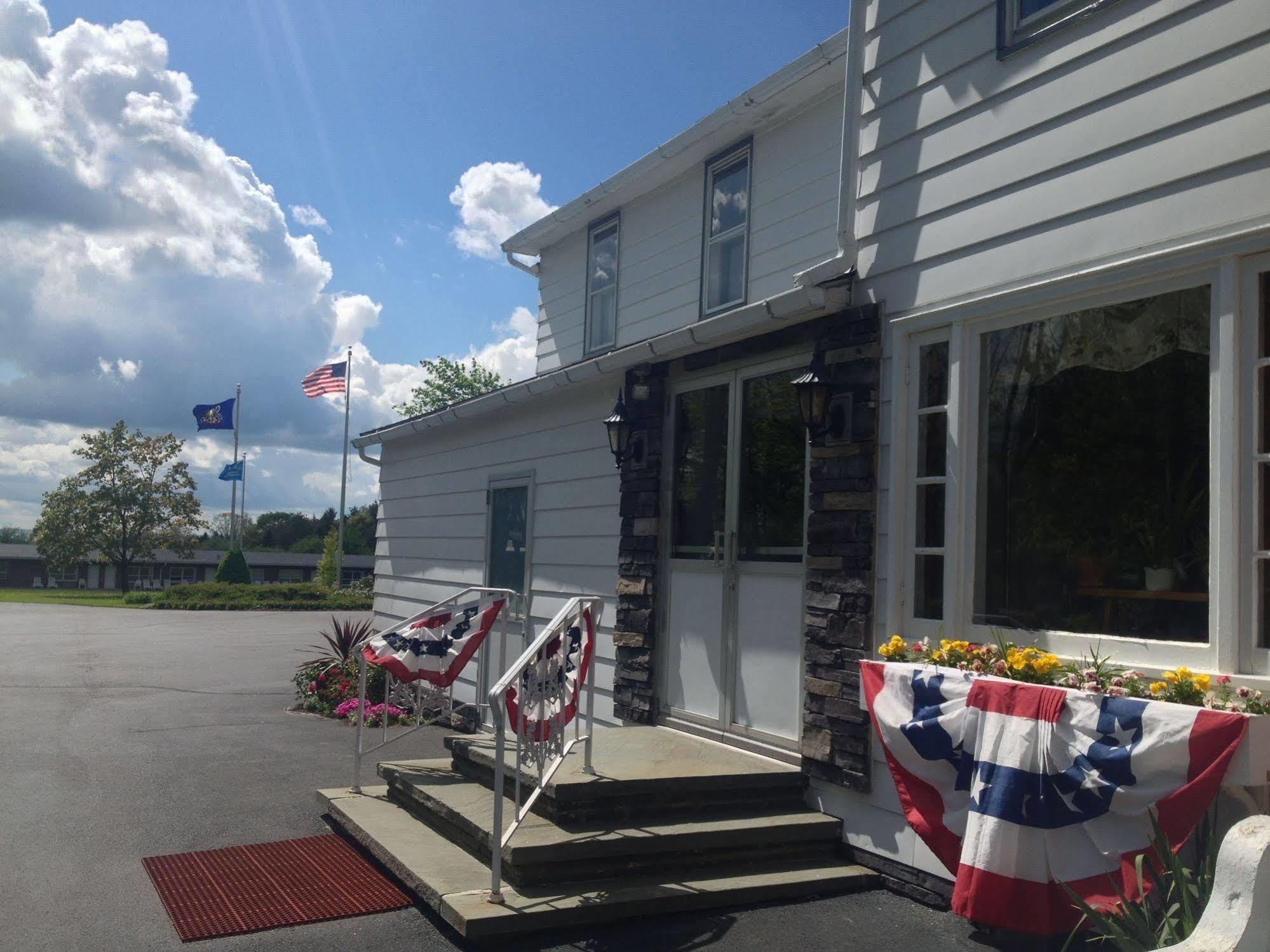 Lukans Farm Resort Hawley Экстерьер фото